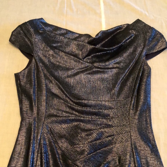 Tahari blue party dress - Picture 3 of 4